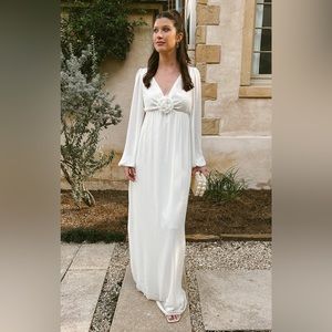 Show Me Your Mumu Rosetta Maxi in White Silky Crepe size Large